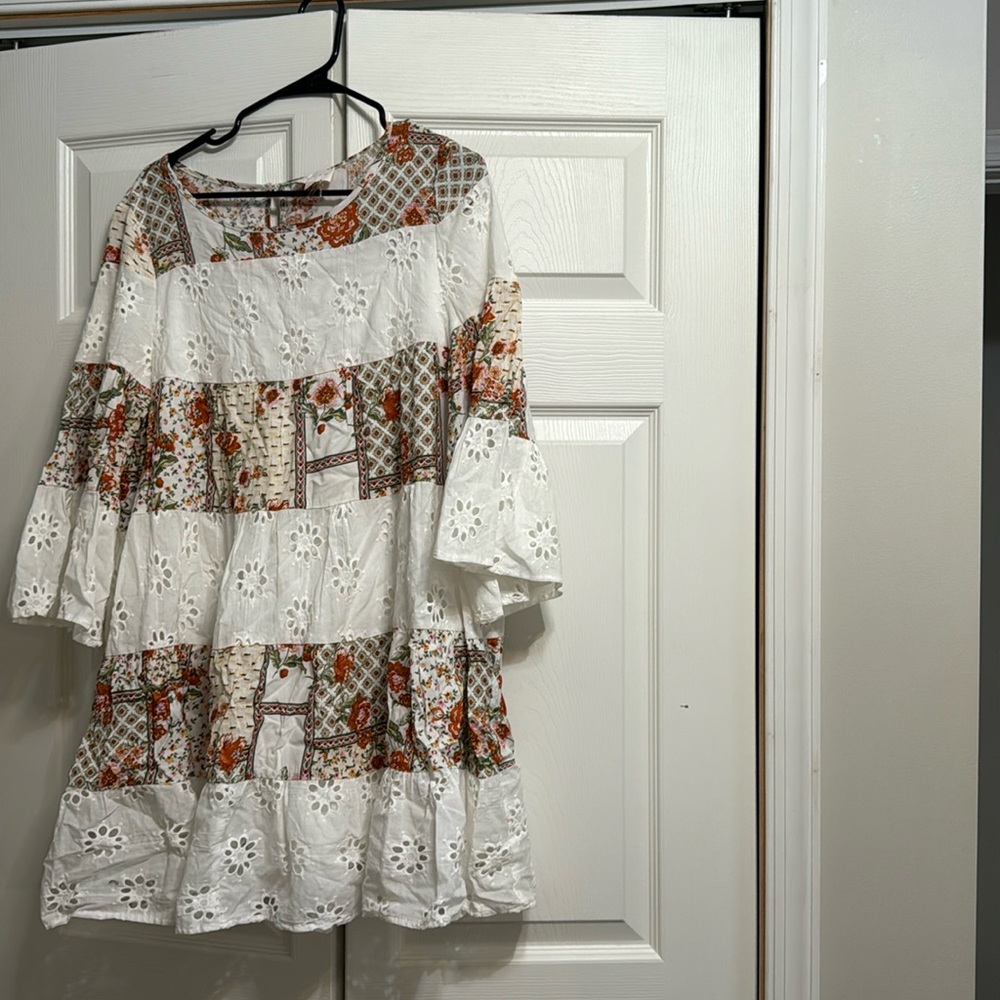 Mid sleeve print dress